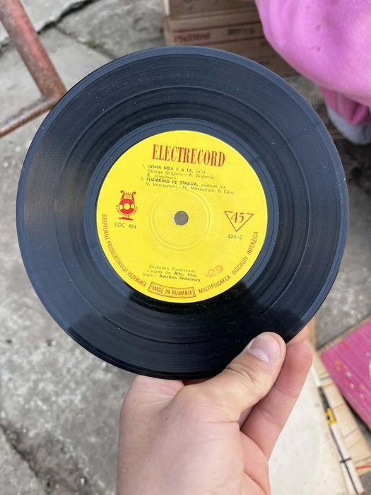 Discuri de vinil românești