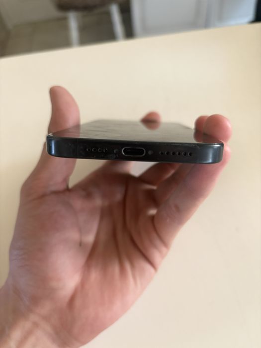 Продаю iphone 15 PRO MAX