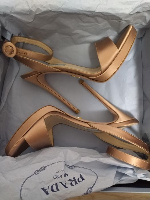 Sandale elegante PRADA