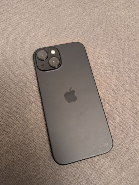 iPhone 15 128GB, отличное состояние