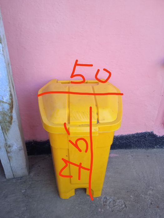 Срочно продам мусорный контейнер.