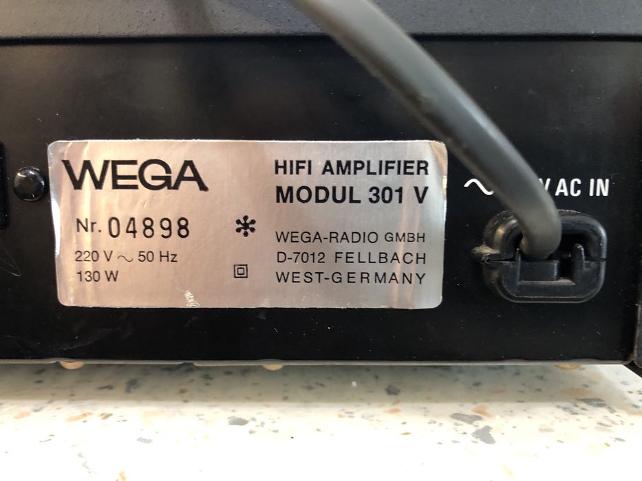 Wega 301v стерео усилвател