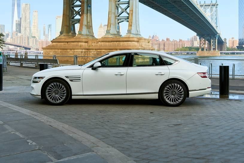 Genesis g80 AWD 2022 йил