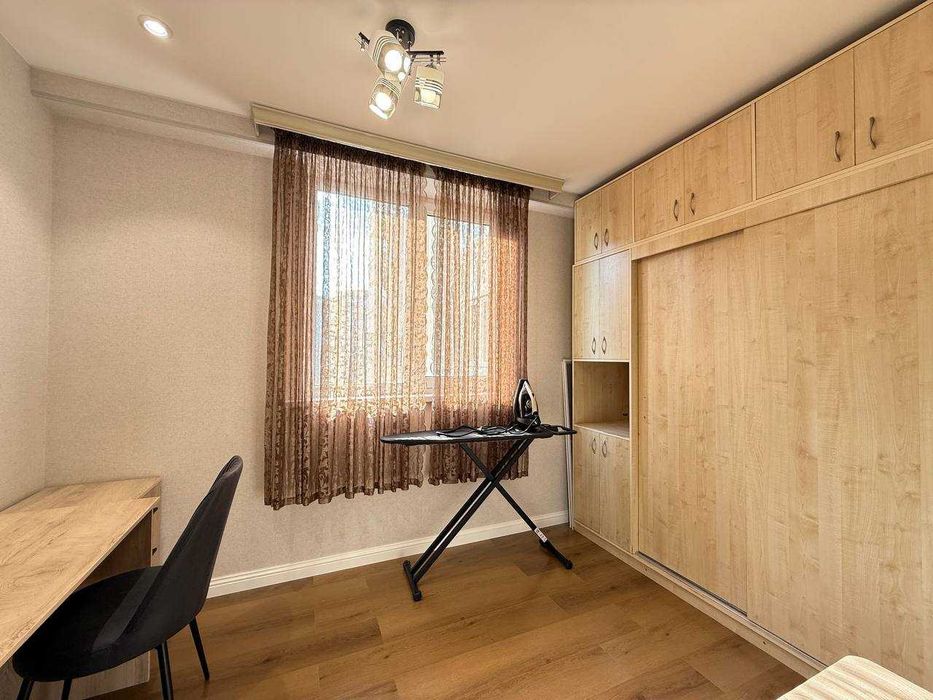 3-комнатная квартира 115 м² в Банковском доме, Госпитальный, Мирабад