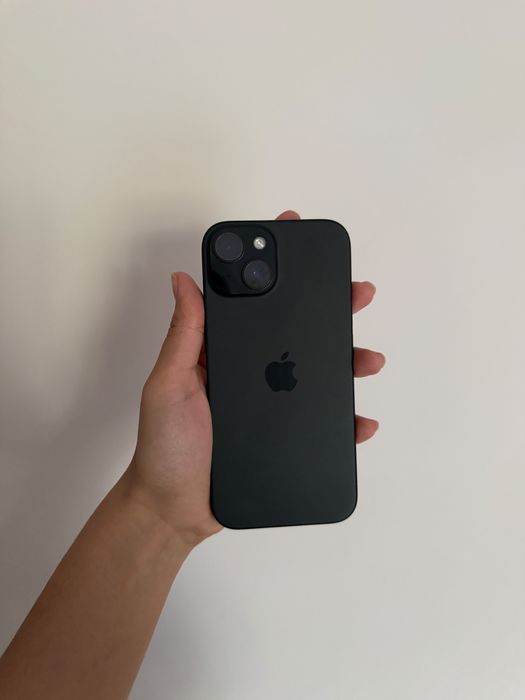 Продаю Iphone 15