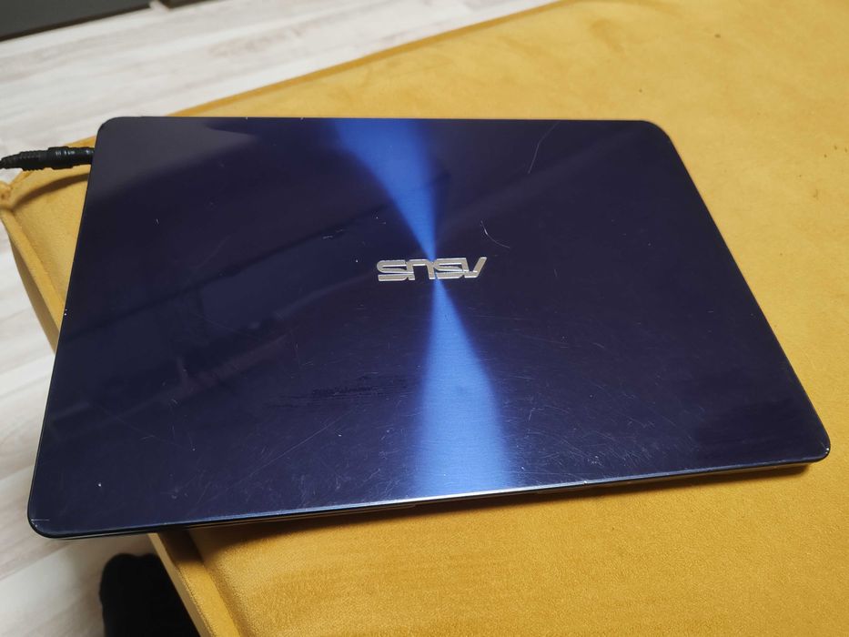 Ноутбук Asus Vivobook