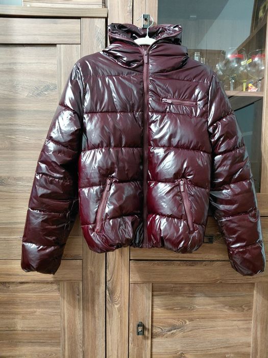 Яке Fishbone размер М в отлично състояние