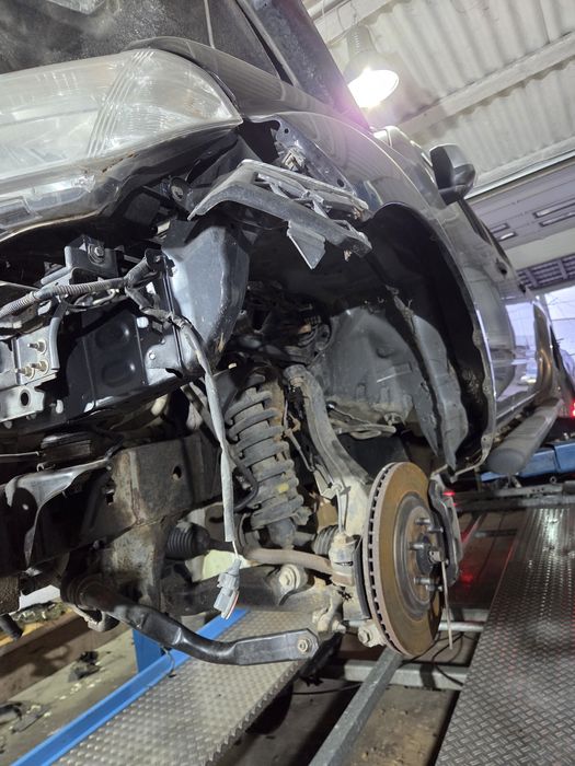 Dezmembrez Nissan Navara 3.0 v6 2013  v9x