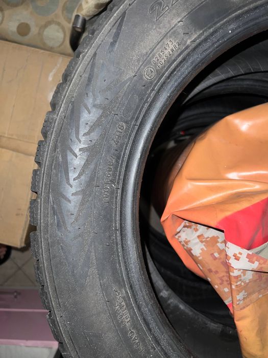 Продам резину в отличном мотоянии.