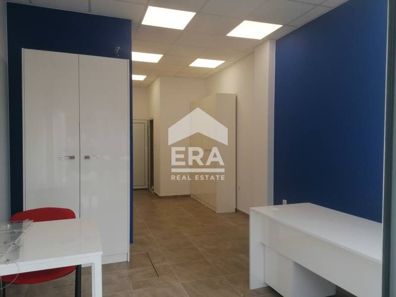 Магазин в Идеалния център на град Варна