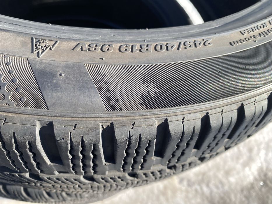 Шины 245/40/19 пара бу кумхо