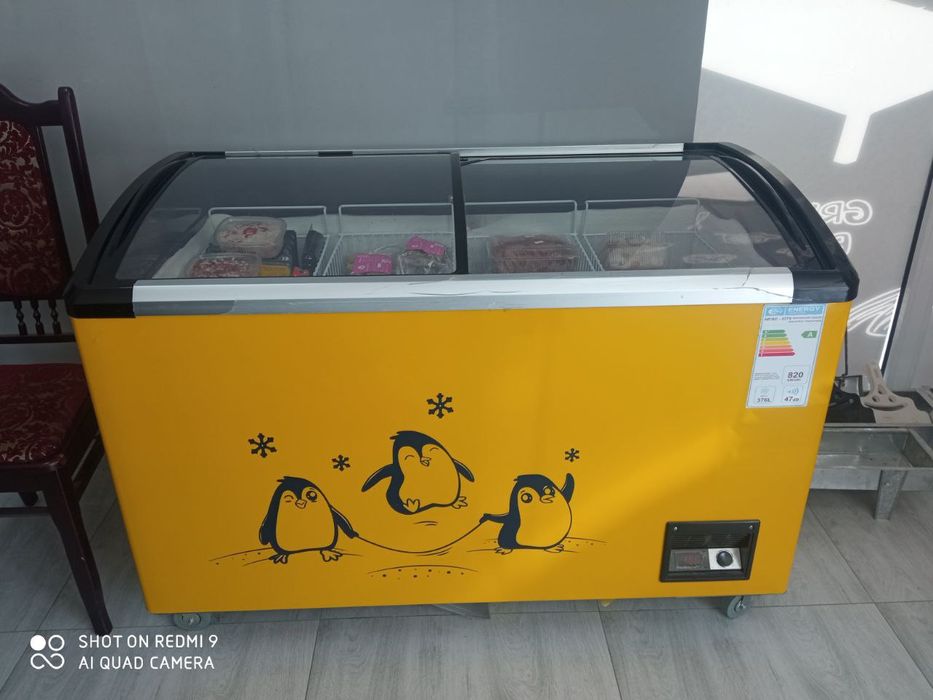 Енги халодилник ва витрина сотилади