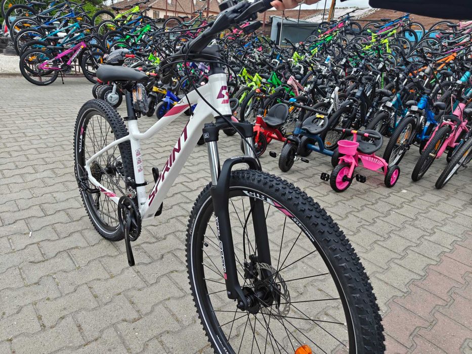 Промо велосипед 27.5" Sprint MAVERICK LADY S бял