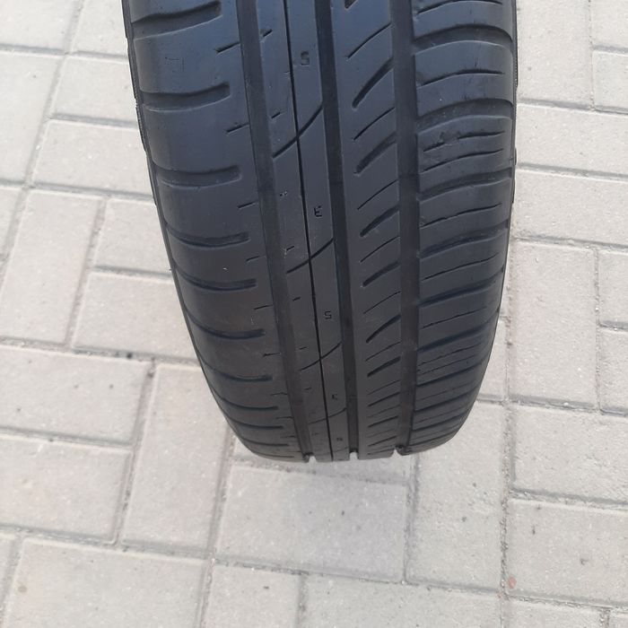 Продам летнию резину с диском r14  1шт