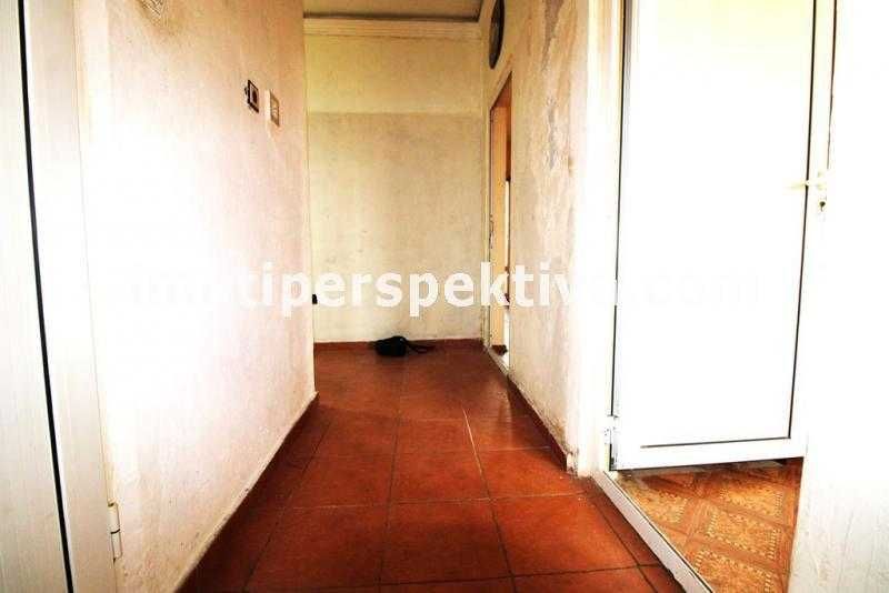 Продава се Тристаен апартамент в Пловдив, Кючук Париж - 88 кв.м за 719 €/кв.м - Снимка #9