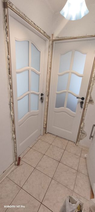 Montaj  Uși Interior / Exterior • usi sticla Deblocări & Reparații •