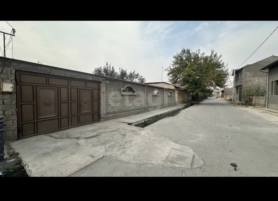 6sotix 5 hona uchastka sotiladi