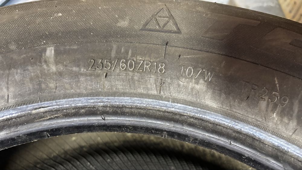 Продам летнюю резину р18