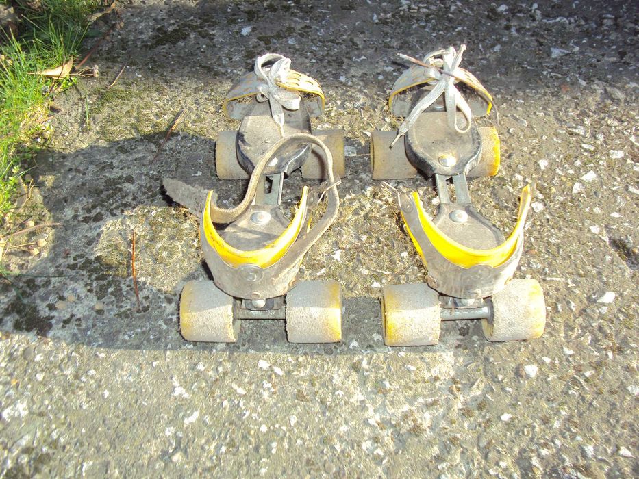 Регулируеми Ретро ролкови кънки