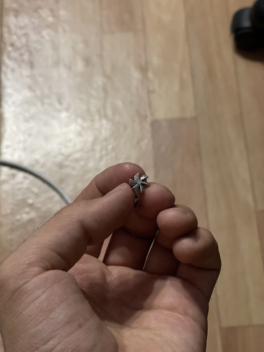 Продам серьги серебро