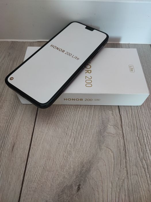 Telefon mobil Honor 200 Lite, 8GB RAM, 256GB, 5G, 108 MP- Nou