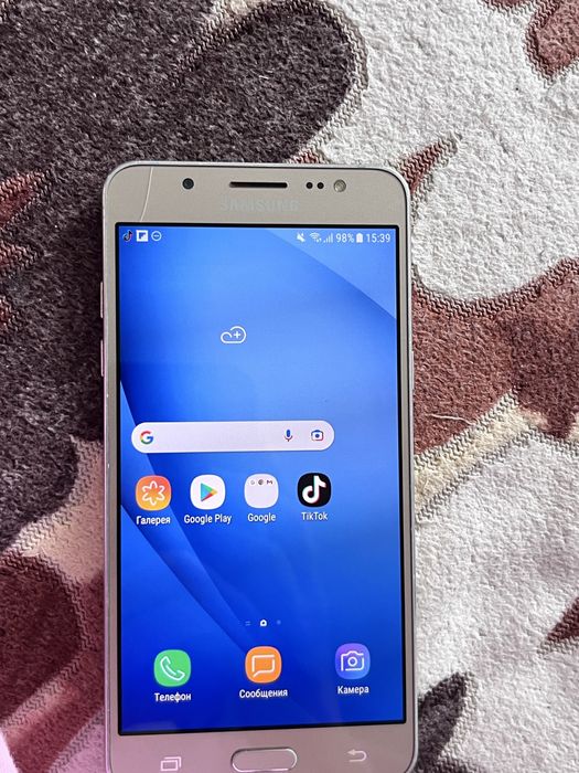 Samsung Duos, золотистый цвет
