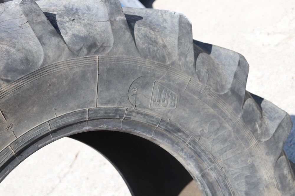 Cauciucuri 18.4-26 Jcb SH cu garantie si livrare pentru BuldoExcavator