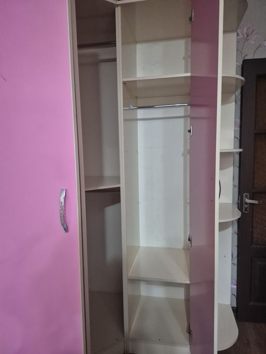 Шкаф для одежды срочно продам