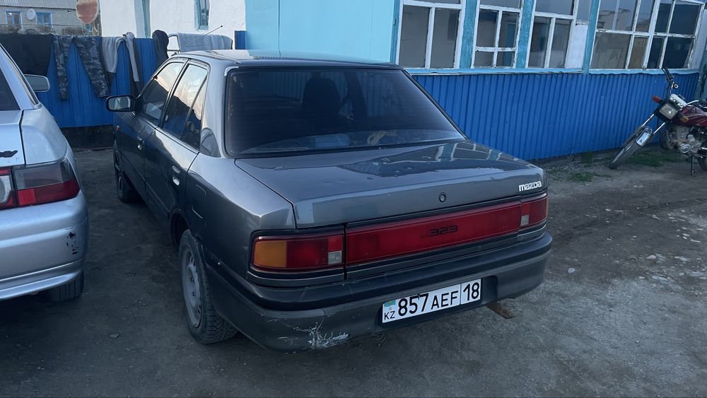 Мазда 323 сатылады