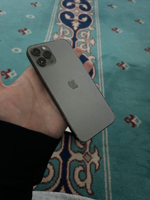 Продам iphone 12 pro