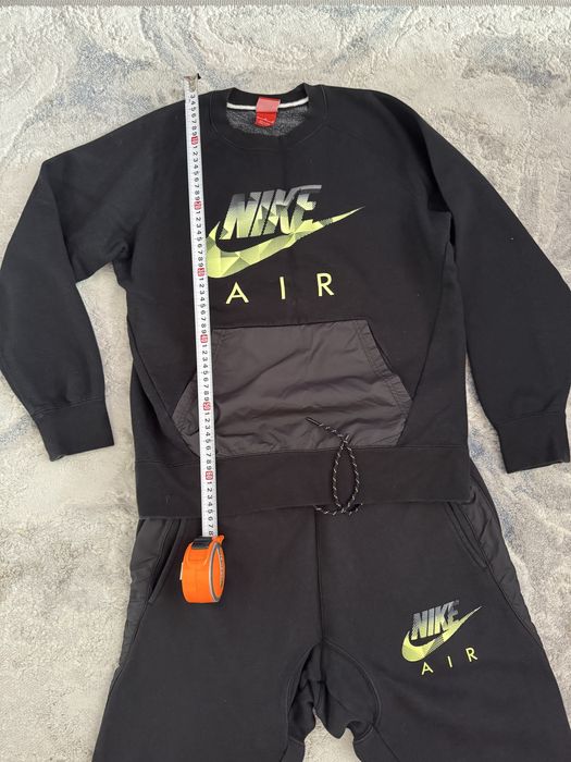 Спортивный костюм Nike утепленый размер М,L отличное состояние