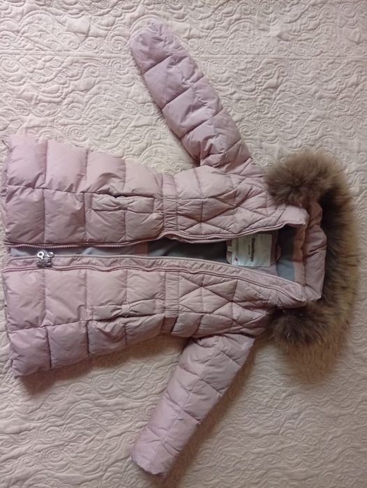 Пуховик,куртка для девочки 5-6 лет.