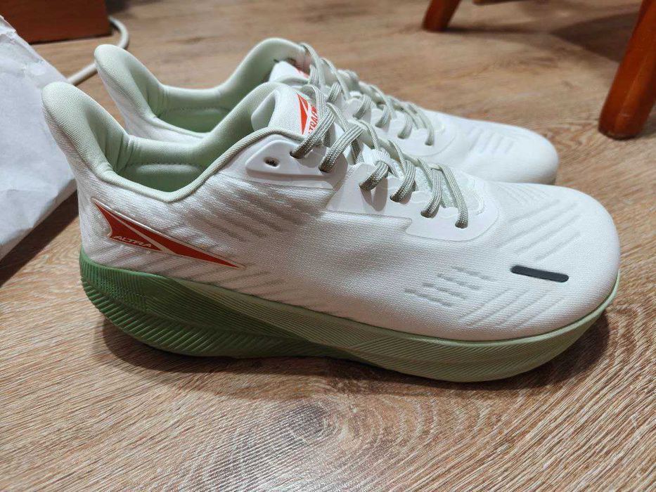 Кроссовки Altra р42