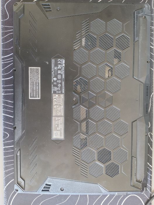 Продавам лаптоп Asus tuf a15