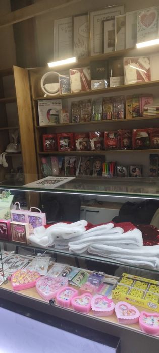 Срочно продам витрину