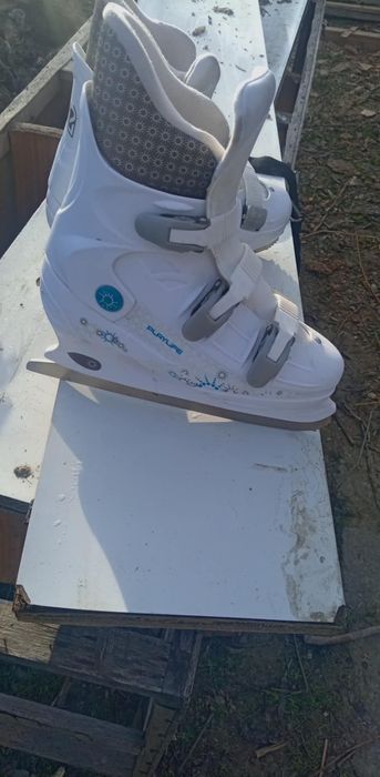 Patine  ca noi nr 39