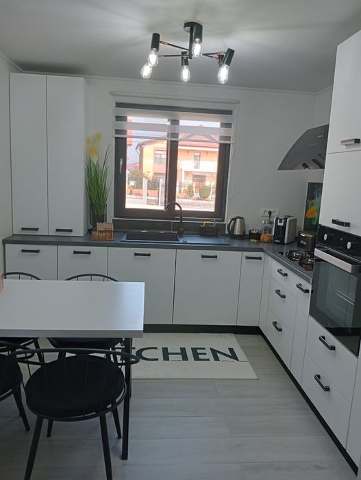 CASA +teren ( parcare&construcție)