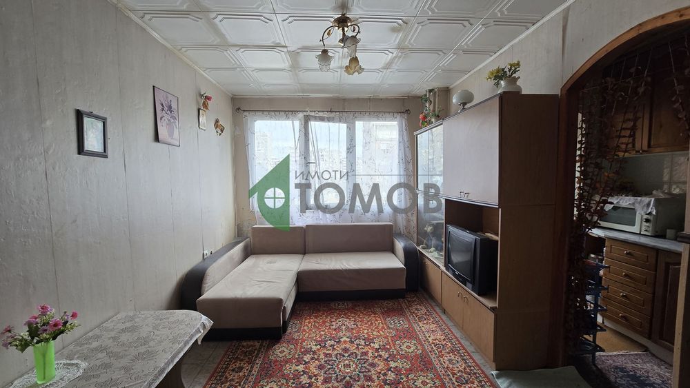 Компактен едностаен апартамент в кв. Три чучура-юг