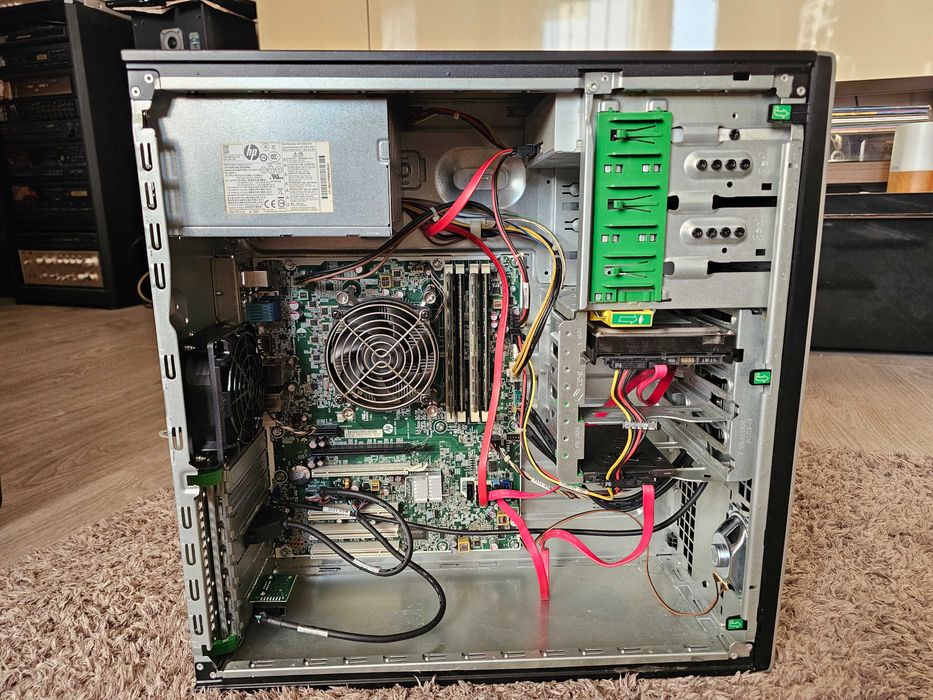 Calculator HP8300 Elite , i5 3470 3.2GHZ , 8GB DDR3 , 120GB SSD