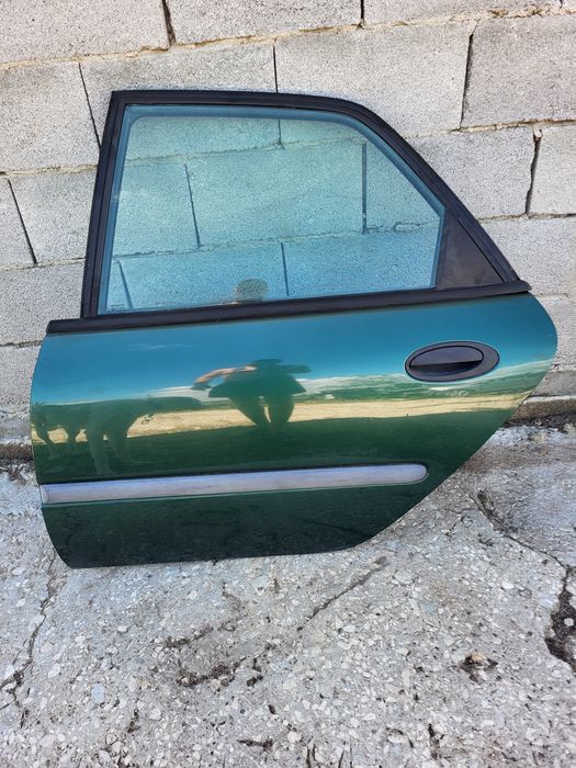 Задна лява врата Renault Laguna 1