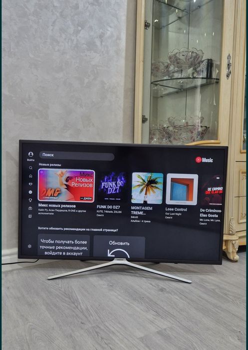 Samsung 110 см smart tv телевизор