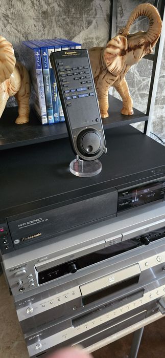 VHS  panasonic -nv F-75