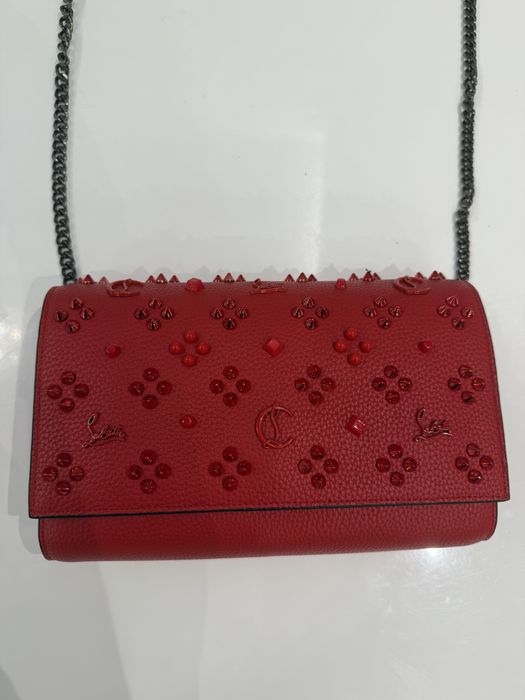 Christian Louboutin чанта оригинал