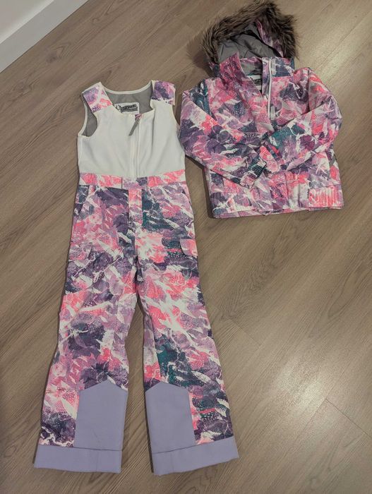 Geaca, pantaloni si caciula ski spyder