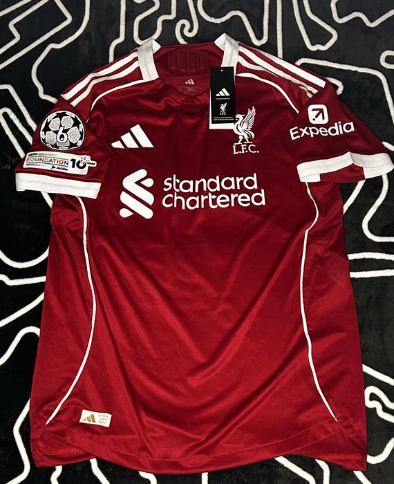 Tricou Liverpool - Salah player version