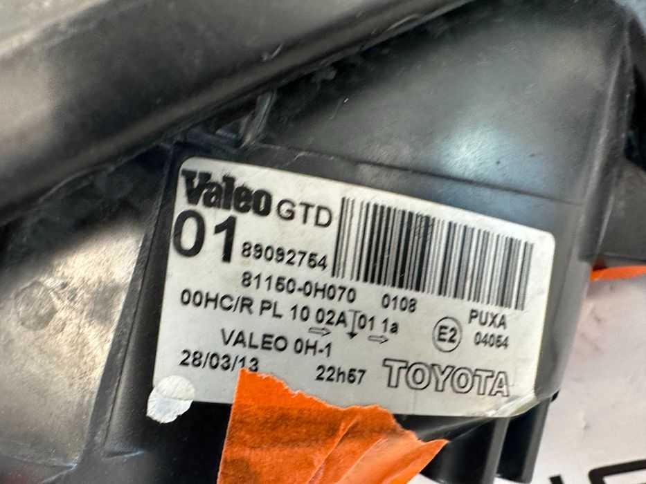 Фар фарове ляв Toyota Aygo AB10 AB20 AB30 far farove Тойота Айго