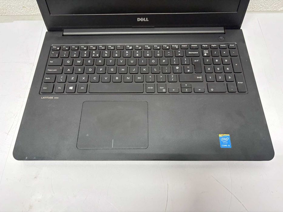 Лаптоп - DELL 3550, Intel core i5 5200U , RAM 4GB DDR3, SSD 256GB / L3