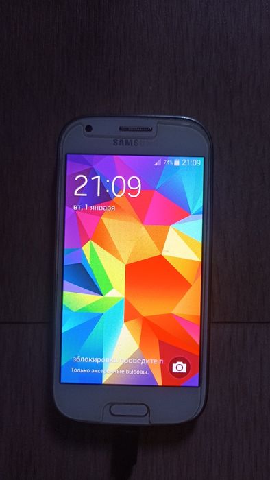 Продам телефон самсунг