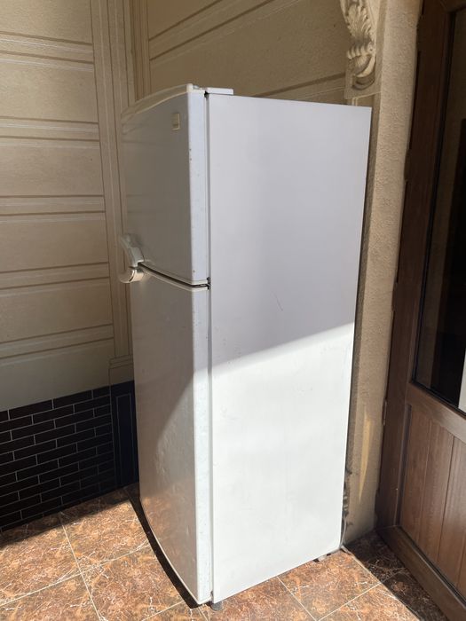 холодильник Daewoo