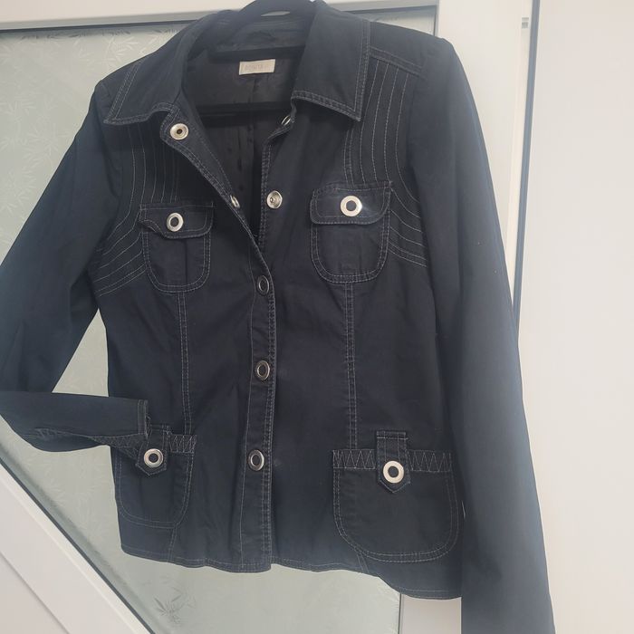 Jacheta dama primavara